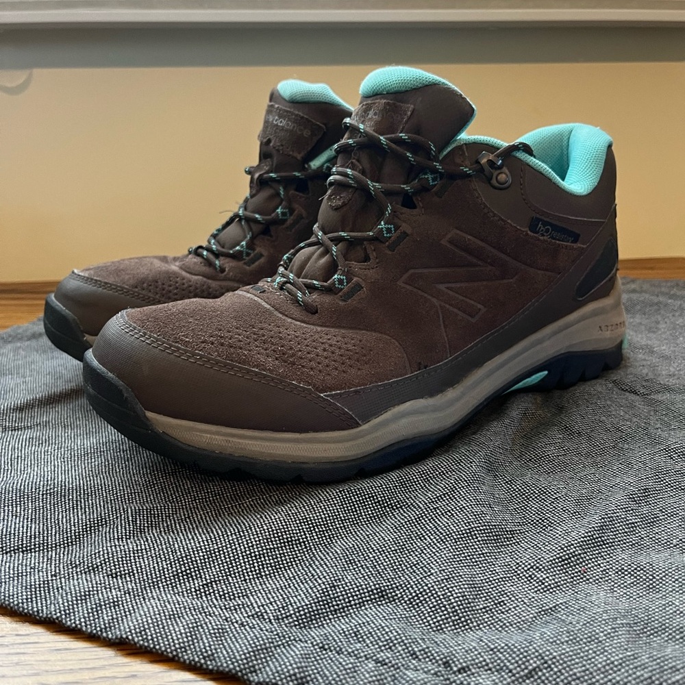 New Balance Women's 779 V1 Walking Shoe | Size 10.5w